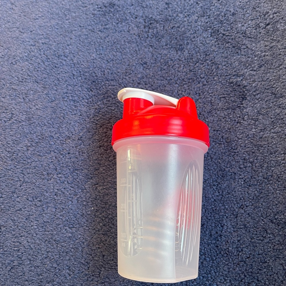 Shaker cup